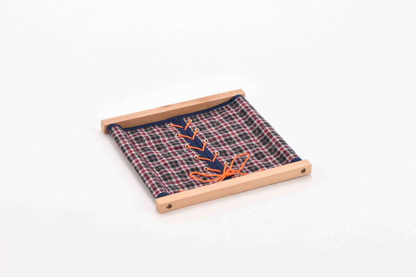 Lacing Frame--Pattern cloth